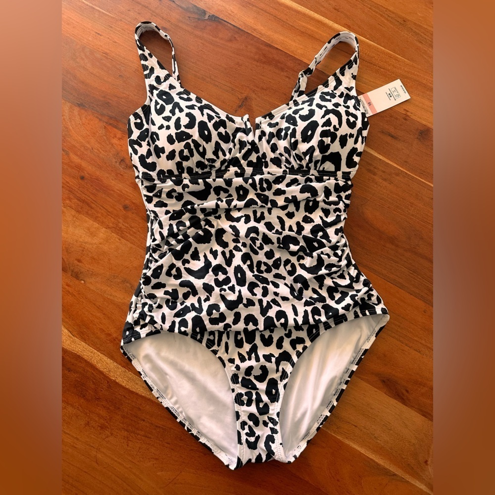 Anne Cole one piece, animal Print, underwire Swimwear